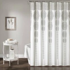 Stripe Medallion Shower Curtain - Lush Décor -Lush Decor GUEST 2975aad1 c7ba 4003 9b95 0549c4ff38d6