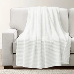 Lush Décor 50"x60" Super Cozy Ultra Soft Ribbed Faux Fur Throw 11 Lush Décor 50"x60" Super Cozy Ultra Soft Ribbed Faux Fur Throw -Lush Decor GUEST 3294ce4e acb7 45e8 9402 941aa3ef983e