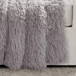 50"x60" Emma Faux Fur Throw Blanket - Lush Décor 8 50"x60" Emma Faux Fur Throw Blanket - Lush Décor -Lush Decor GUEST 664a95db 2e80 470f ba28 b86629e96530