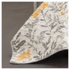 3pc Aprile Reversible Quilt Set - Lush Décor -Lush Decor GUEST 77307f48 0b5b 4d0c 8e25 7ab9138ac162