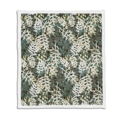Lush Décor 50"x60" Camoflage Leaves Faux Shearling Throw Blanket Green 2 Lush Décor 50"x60" Camoflage Leaves Faux Shearling Throw Blanket Green - Image 2