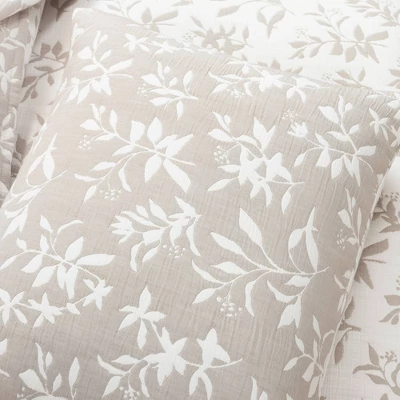 Lush Décor 3pc Floral Jacquard Reversible Soft Matelasse Quilt Set Neutral 4 Lush Décor 3pc Floral Jacquard Reversible Soft Matelasse Quilt Set Neutral - Image 4